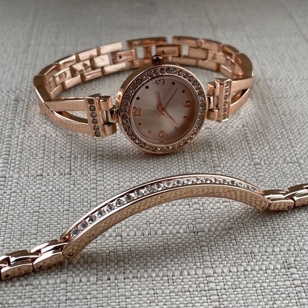FMD Women Wristwatch Rose Gold Tone Quartz Watch W/ Bracelet w/ Box - Picture 8 of 12